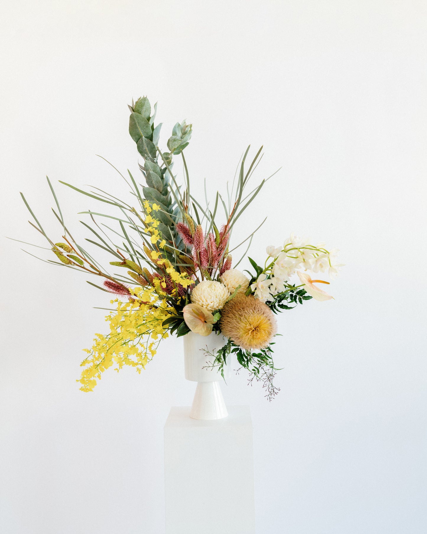 Pretty & Pastel Pink Hues Floral Arrangement – Modern & Sculptural