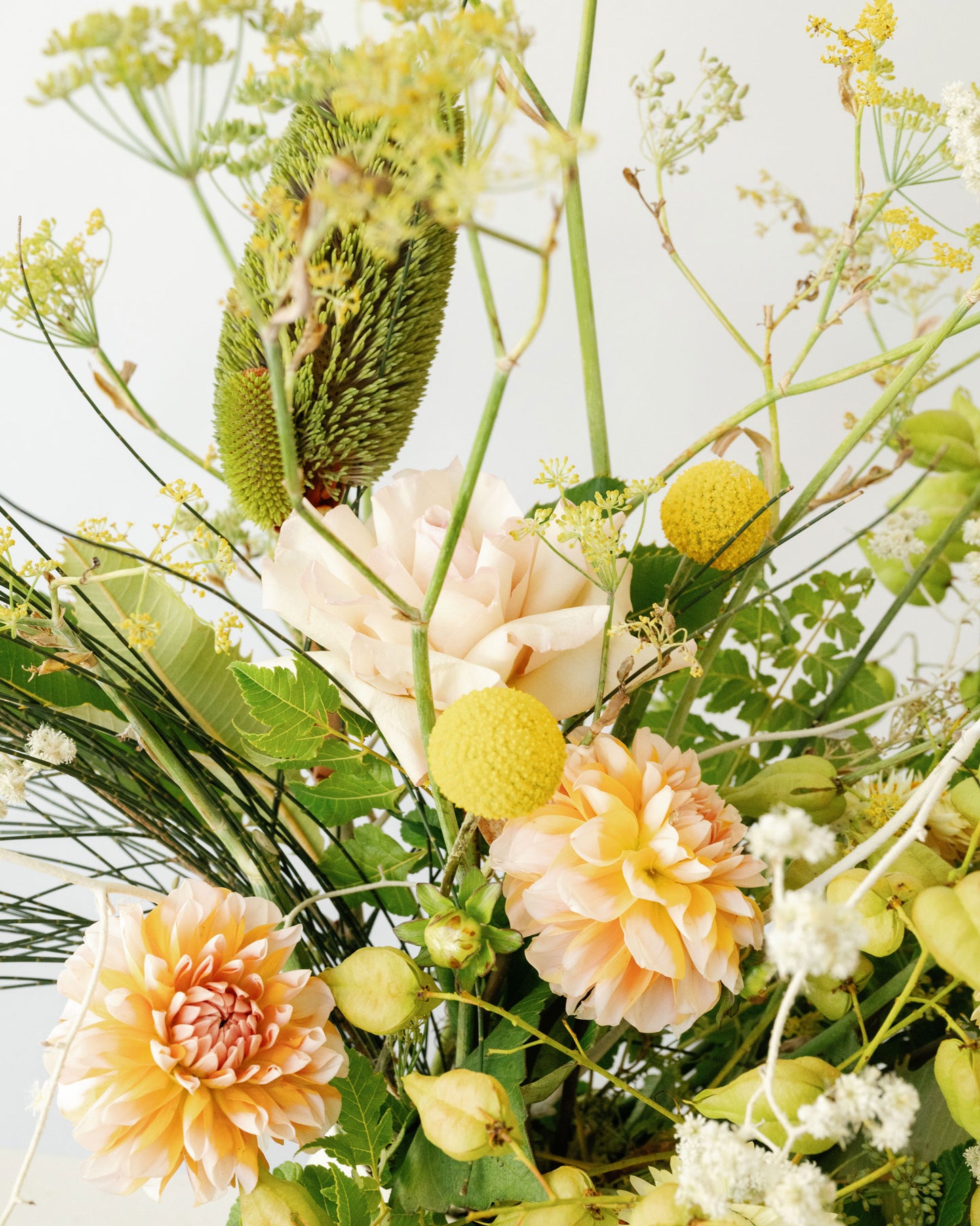 Meadow Floral Arrangement – Classic & Full