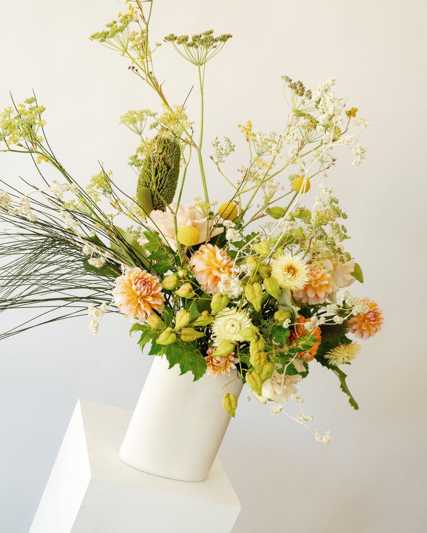 Meadow Floral Arrangement – Classic & Full