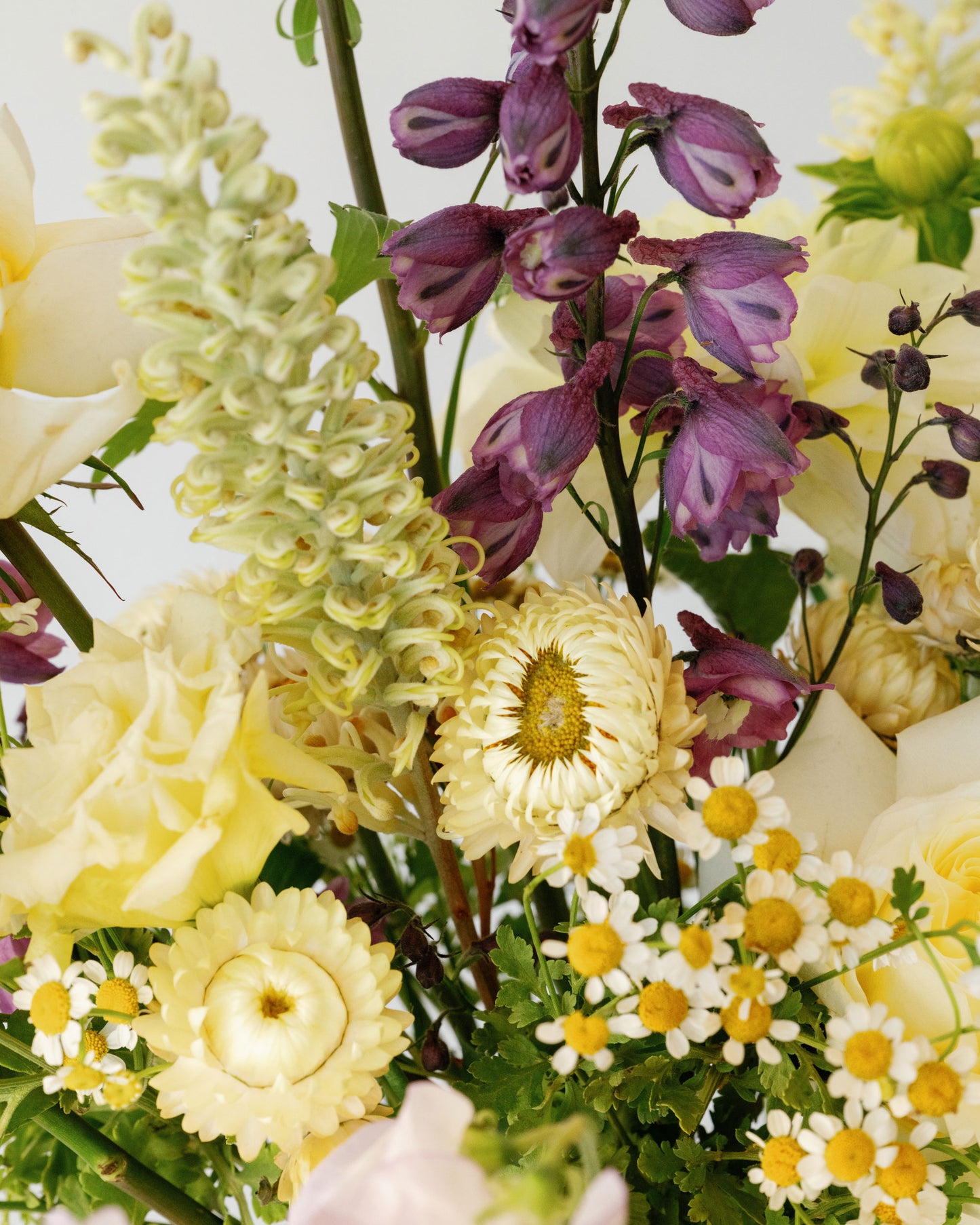 Pretty & Pastel Lilac Hues Floral Arrangement – Classic & Full