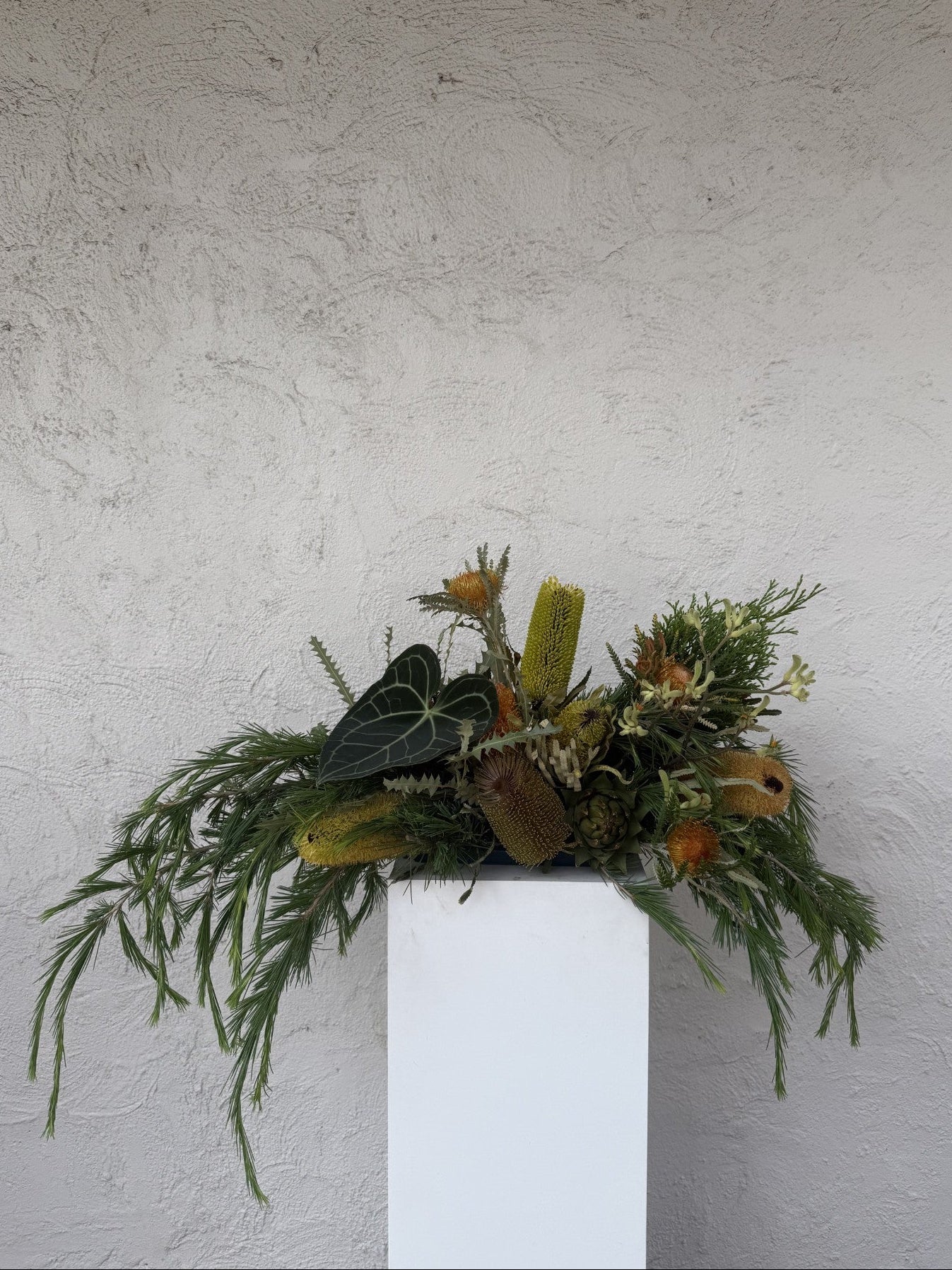 Native Christmas Table Arrangement